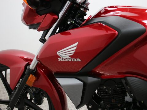 Honda CB CBF 125 M-M 36