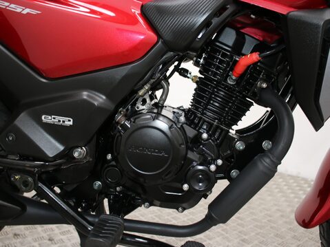 Honda CB CBF 125 M-M 38