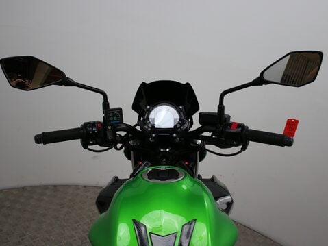 Kawasaki Z650 31