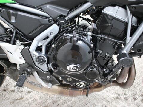 Kawasaki Z650 38
