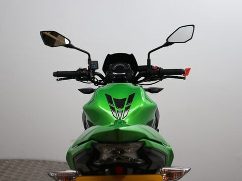 Kawasaki Z650 42