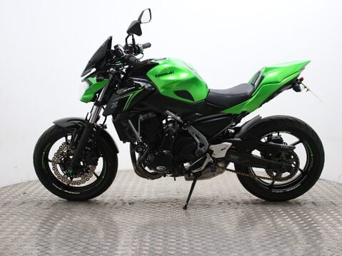 Kawasaki Z650 8