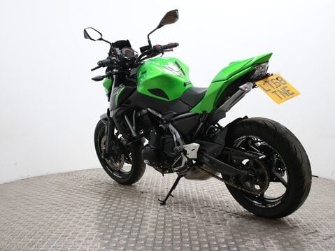 Kawasaki Z650 9