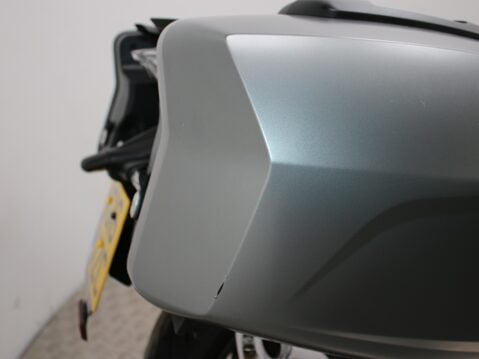 BMW R1200 R 1200 R 21
