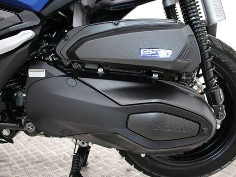 Honda ADV 350 ADV 350 A-R 24