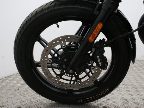 Moto Guzzi V7 V7 STONE SPECIAL EDITION 36