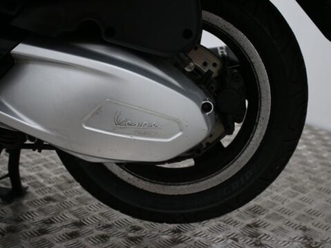 Piaggio Vespa GTS 300 VESPA GTS 300 TOURING ABS 14