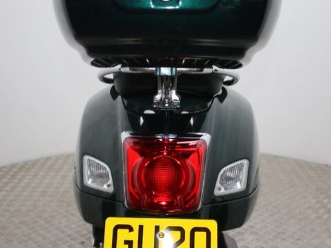 Piaggio Vespa GTS 300 VESPA GTS 300 TOURING ABS 25