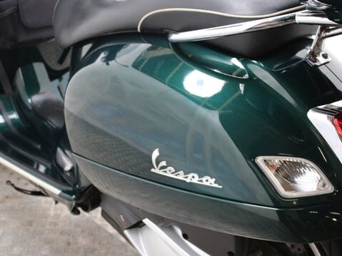 Piaggio Vespa GTS 300 VESPA GTS 300 TOURING ABS 30