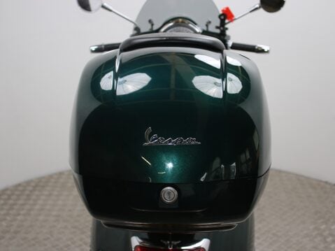 Piaggio Vespa GTS 300 VESPA GTS 300 TOURING ABS 31
