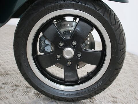 Piaggio Vespa GTS 300 VESPA GTS 300 TOURING ABS 35