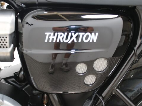 Triumph Thruxton 1200 THRUXTON 1200 25