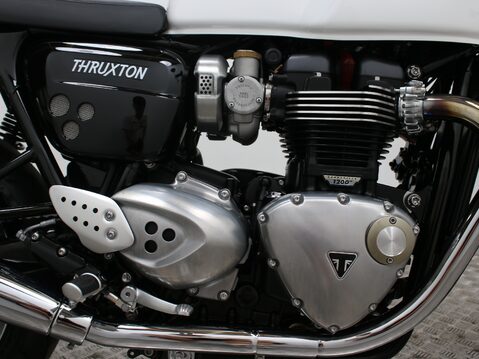 Triumph Thruxton 1200 THRUXTON 1200 36