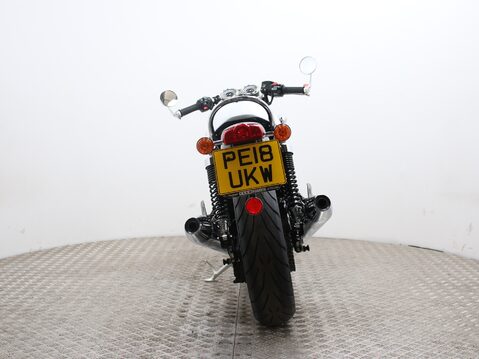 Triumph Thruxton 1200 THRUXTON 1200 11
