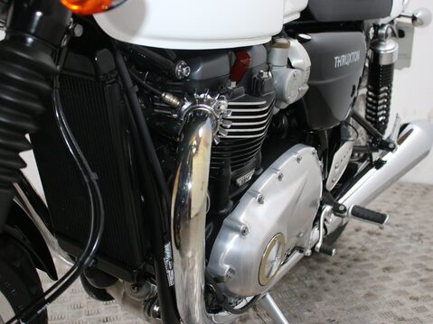 Triumph Thruxton 1200 THRUXTON 1200 15