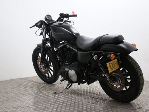 Harley-Davidson Sportster XL 883 N IRON 9