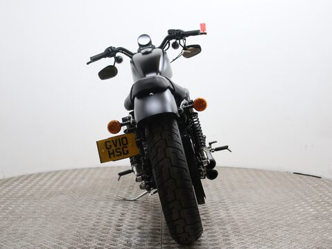 Harley-Davidson Sportster XL 883 N IRON 11