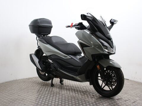 Honda Forza NSS 350 A-N 3