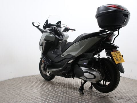 Honda Forza NSS 350 A-N 9