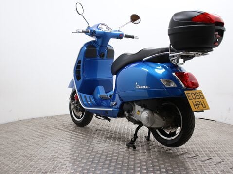 Piaggio Vespa GTS 300 VESPA GTS 300 SUPER ABS 9