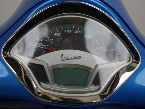 Piaggio Vespa GTS 300 VESPA GTS 300 SUPER ABS 27