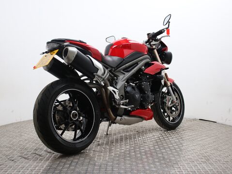 Triumph Speed Triple 1050 SPEED TRIPLE S 1050 12