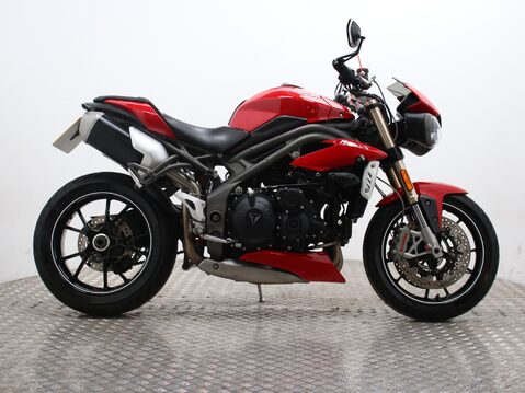 Triumph Speed Triple 1050 SPEED TRIPLE S 1050 