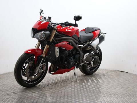 Triumph Speed Triple 1050 SPEED TRIPLE S 1050 6