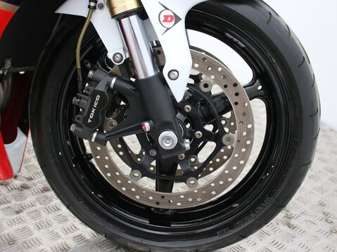 Honda CBR1000RR Fireblade CBR 1000 RR 29