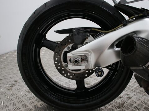 Honda CBR1000RR Fireblade CBR 1000 RR 25