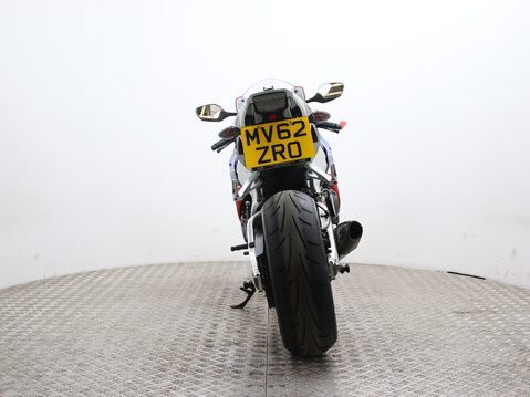 Honda CBR1000RR Fireblade CBR 1000 RR 11