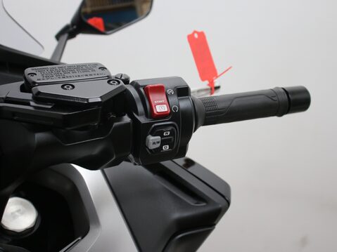 Honda Forza 750 NSS 750 26