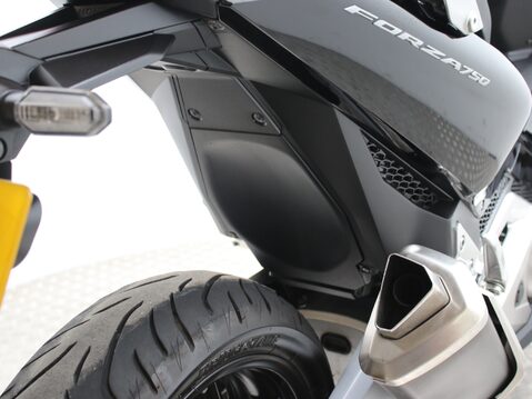 Honda Forza 750 NSS 750 34