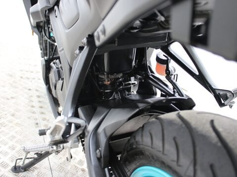 Yamaha MT-125 MT 125 (MTN 125-A) 28