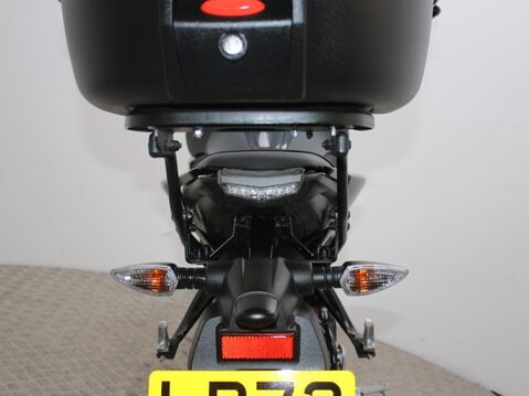 Yamaha MT-125 MT 125 (MTN 125-A) 38