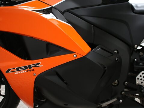 Honda CBR600 RR CBR600RR-9 27