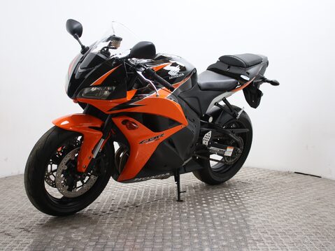 Honda CBR600 RR CBR600RR-9 6