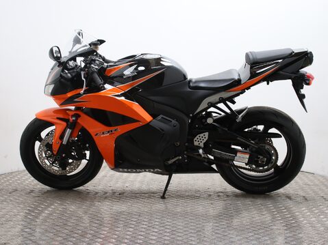 Honda CBR600 RR CBR600RR-9 8