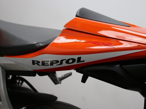 Honda CBR600 RR CBR600RR-8 26