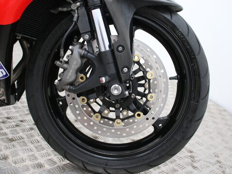 Honda CBR600 RR CBR600RR-8 18