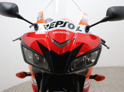 Honda CBR600 RR CBR600RR-8 32