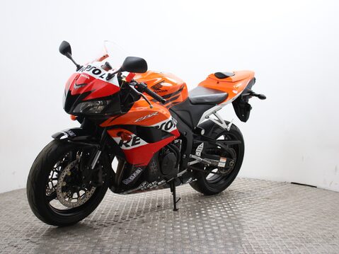 Honda CBR600 RR CBR600RR-8 6