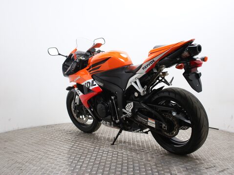 Honda CBR600 RR CBR600RR-8 9