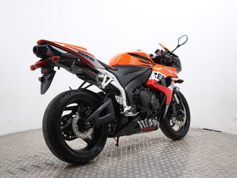 Honda CBR600 RR CBR600RR-8 12