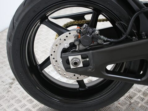 Yamaha R1 YZF R1 (07MY) 25