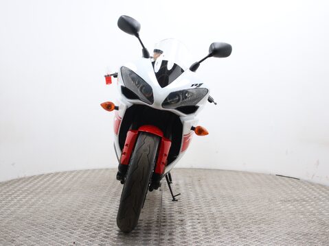 Yamaha R1 YZF R1 (07MY) 5
