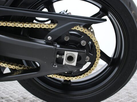 Yamaha R1 YZF R1 (07MY) 28