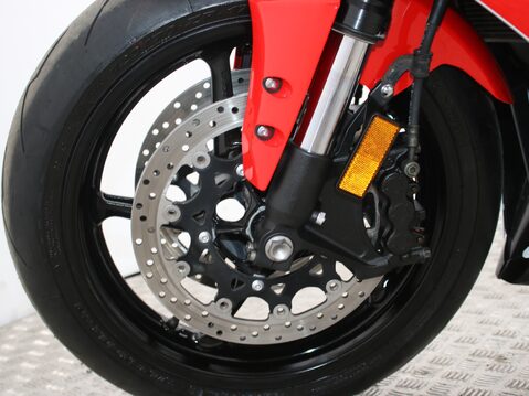 Yamaha R1 YZF R1 (07MY) 34