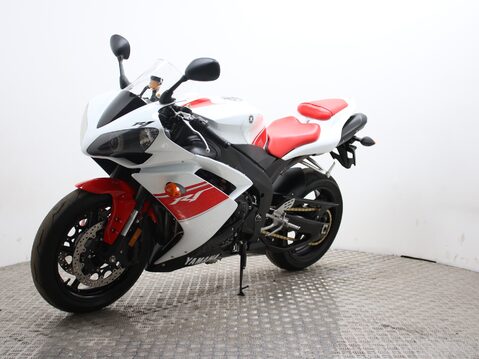 Yamaha R1 YZF R1 (07MY) 6