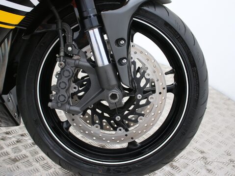 Yamaha R1 YZF R1 (10MY) 18